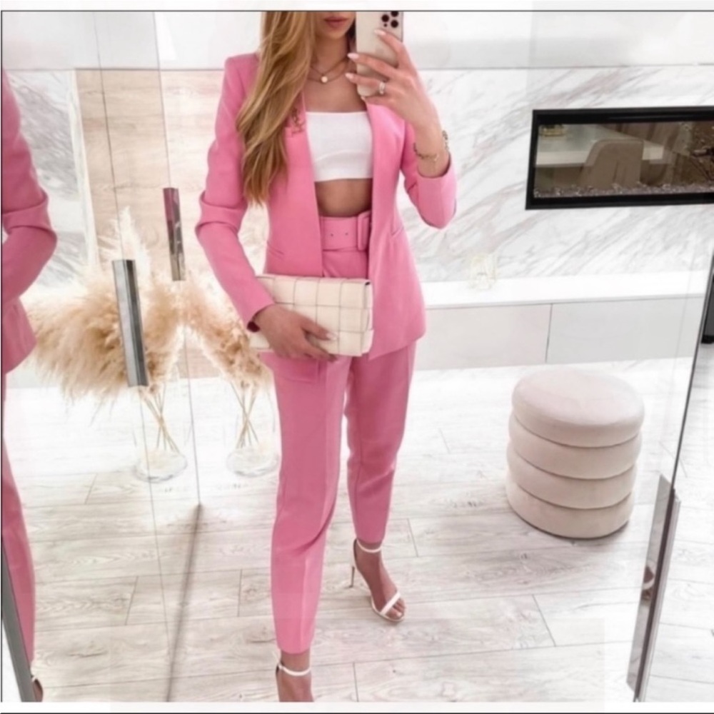 - Zara pink belted classic Pant Suit - Picture 11 of 13